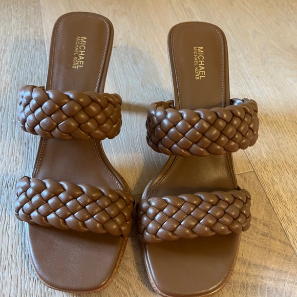 Michael Michael Kors braided mule - Picture 2 of 2